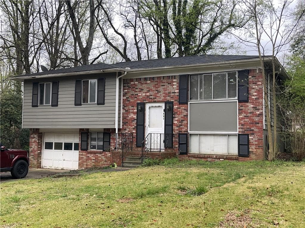561 Santa Barbara Drive, Forest Park, GA 30297 — most recent listing photo