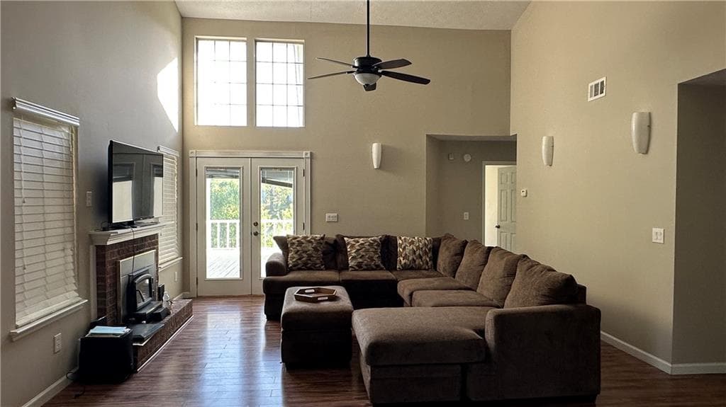 3 bedroom, 3 bathroom, 1,944 sq ft single family residence for sale at 2820 Skye Terrace, Duluth, GA 30096 — photo 4