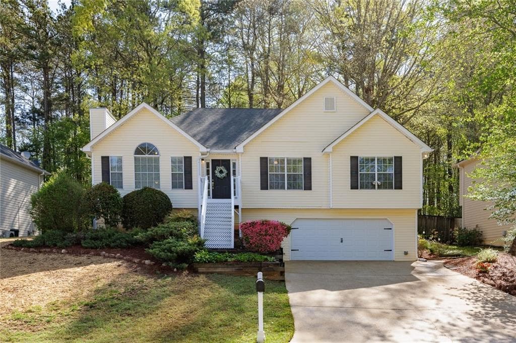3 bedroom, 2 bathroom single family residence sold at 3027 CLOVE TREE Lane, Woodstock, GA 30189