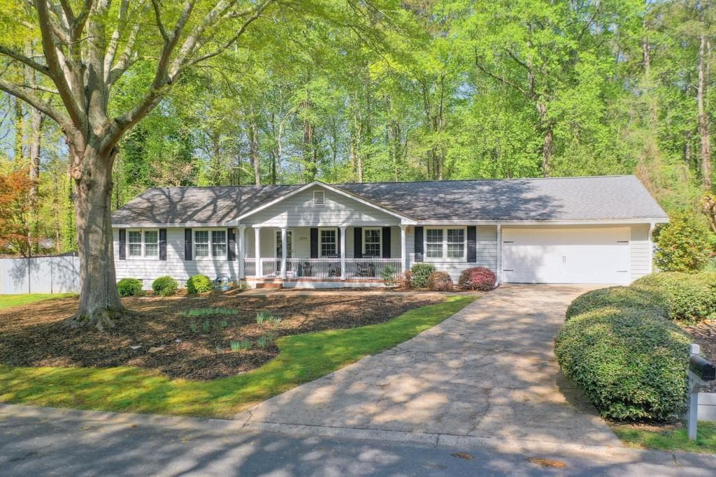 3 bedroom, 2 bathroom single family residence sold at 1590 Arden Drive, Marietta, GA 30008