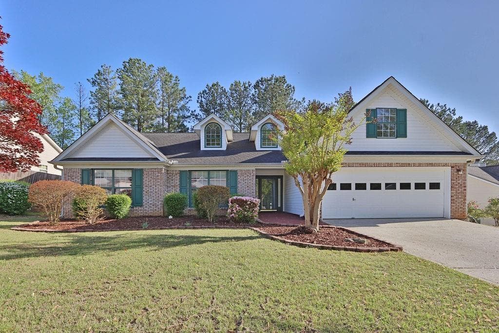 3 bedroom, 2 bathroom single family residence sold at 1112 Autumn Glen Way, Dacula, GA 30019