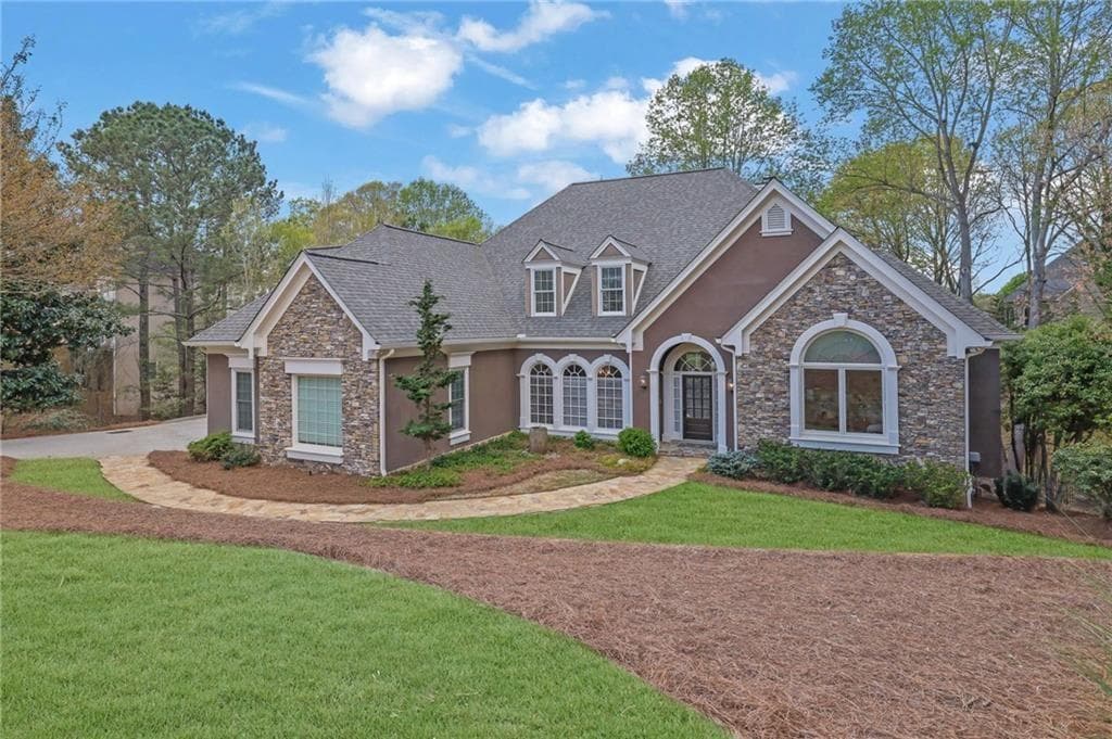 6 bedroom, 6 bathroom single family residence sold at 8385 Sentinae Chase Drive, Roswell, GA 30076