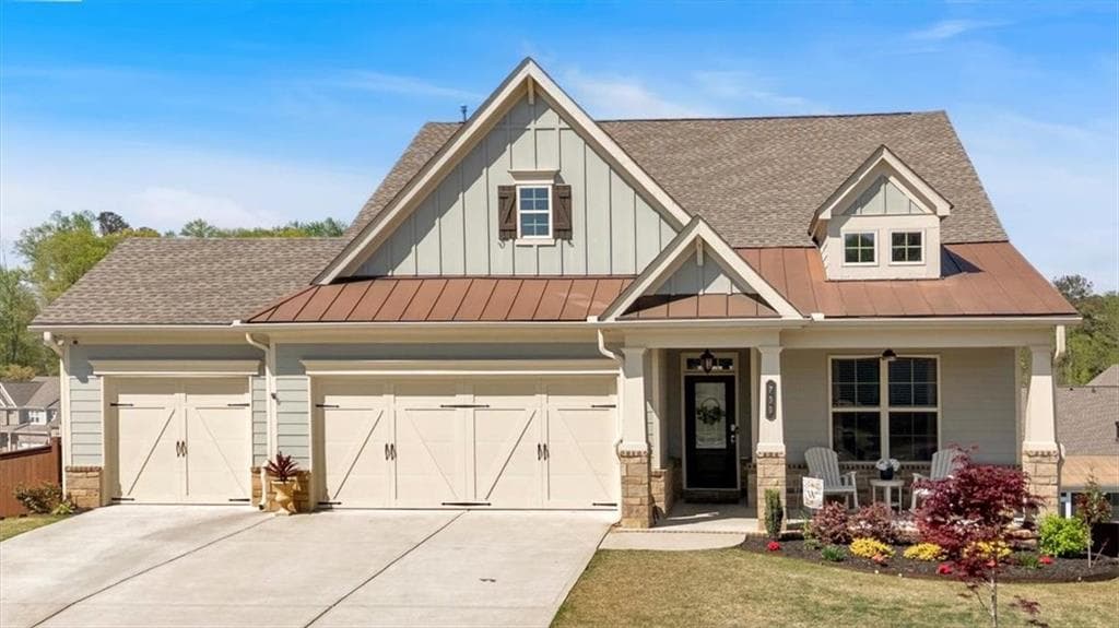 5 bedroom, 3 bathroom single family residence sold at 739 Rockwood Court, Canton, GA 30115