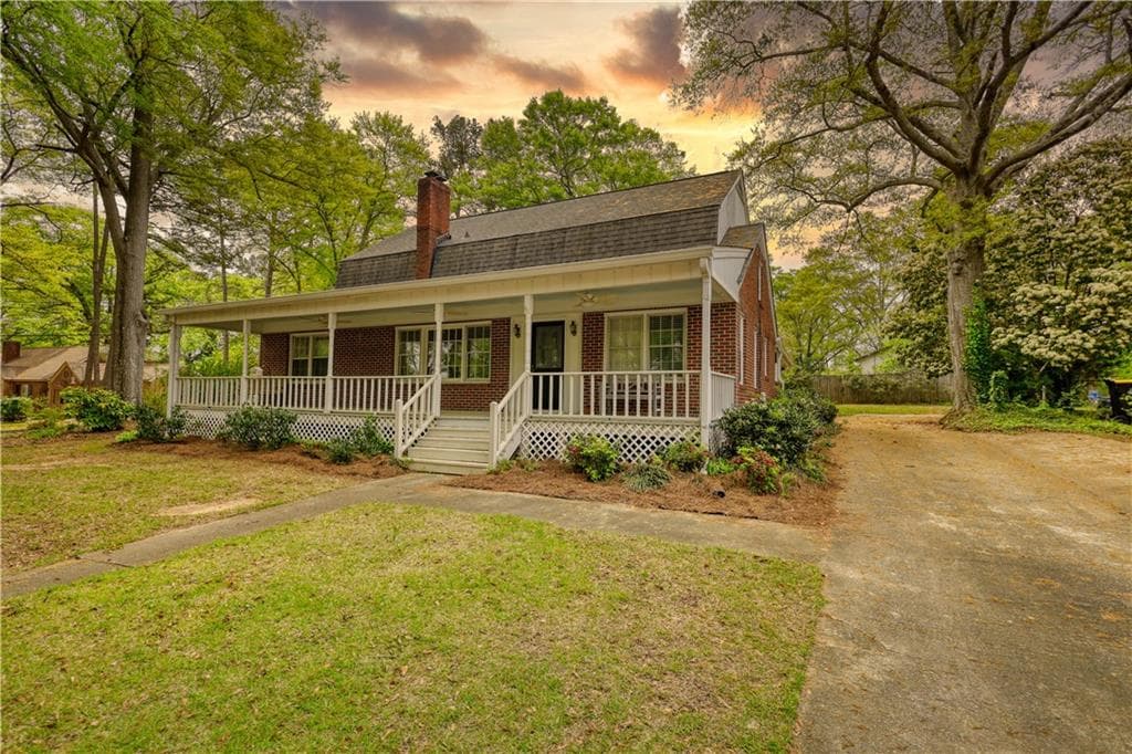 4 bedroom, 2 bathroom single family residence sold at 177 Fairview Drive, Fairburn, GA 30213