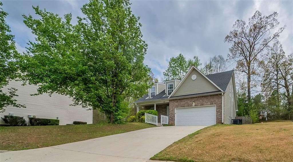 6 bedroom, 3 bathroom single family residence sold at 2899 Duncan Place, Decatur, GA 30034
