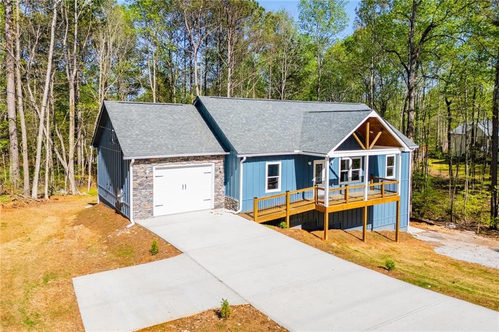 3 bedroom, 3 bathroom single family residence sold at 229 Old Hamilton Mills Road, Bremen, GA 30110