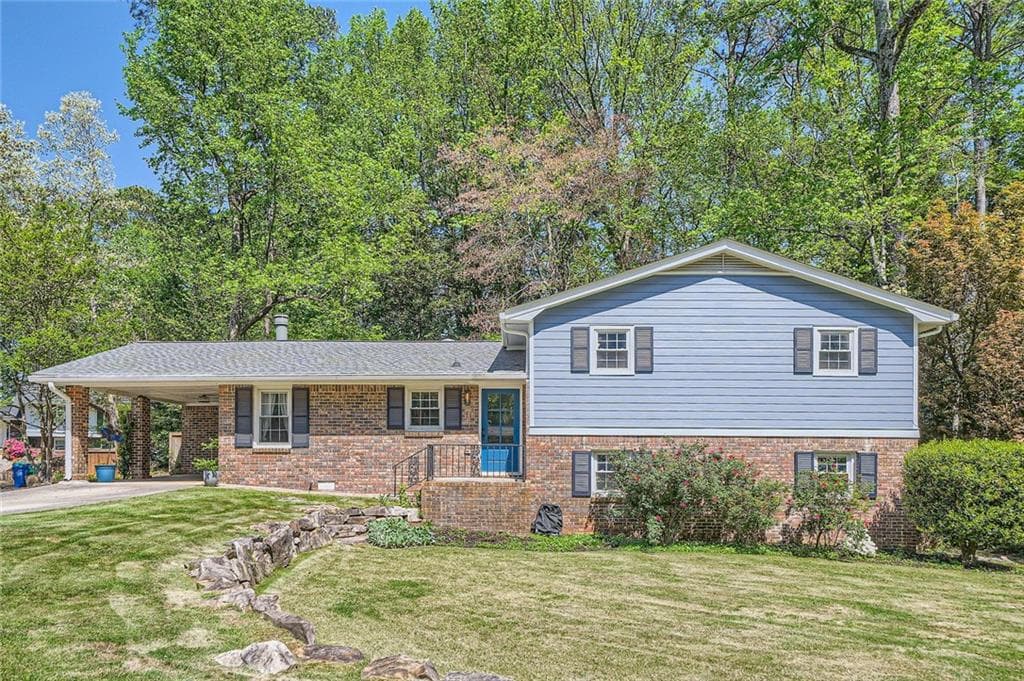 4 bedroom, 3 bathroom single family residence sold at 1461 Sanden Ferry Drive, Decatur, GA 30033