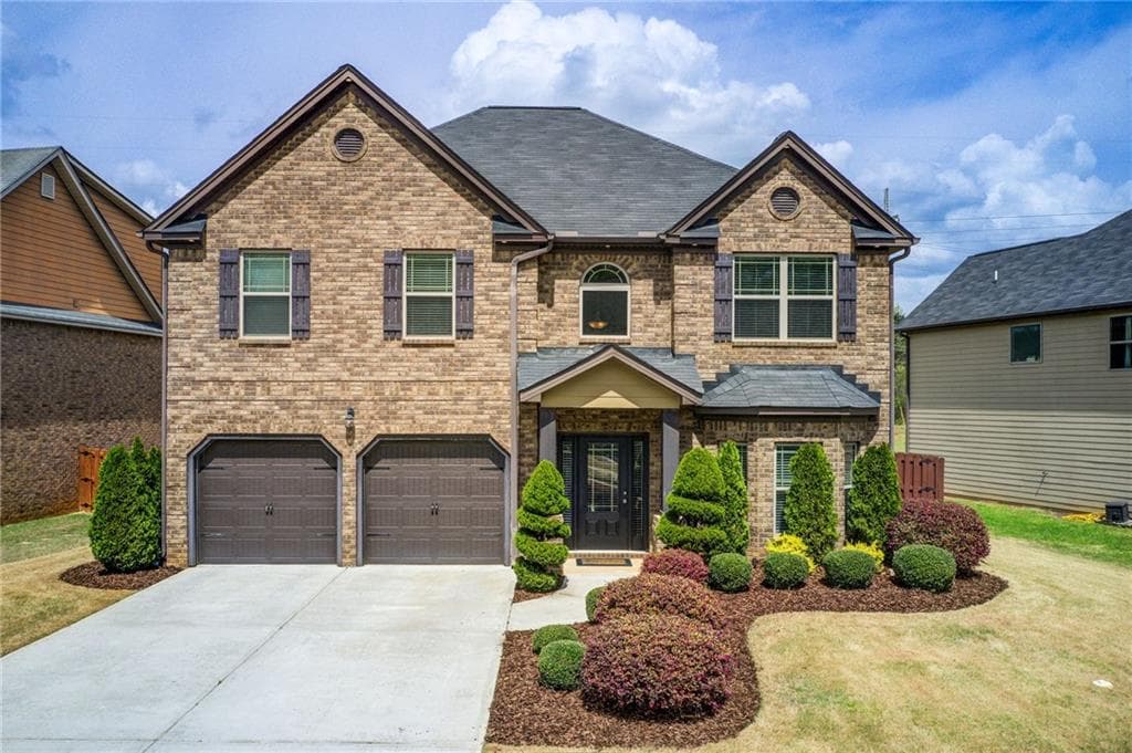 4 bedroom, 3 bathroom single family residence sold at 2580 Brittany Park Cove, Ellenwood, GA 30294
