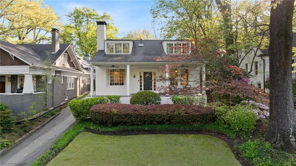 5 bedroom, 4 bathroom single family residence sold at 1450 N Morningside Drive, Atlanta, GA 30306
