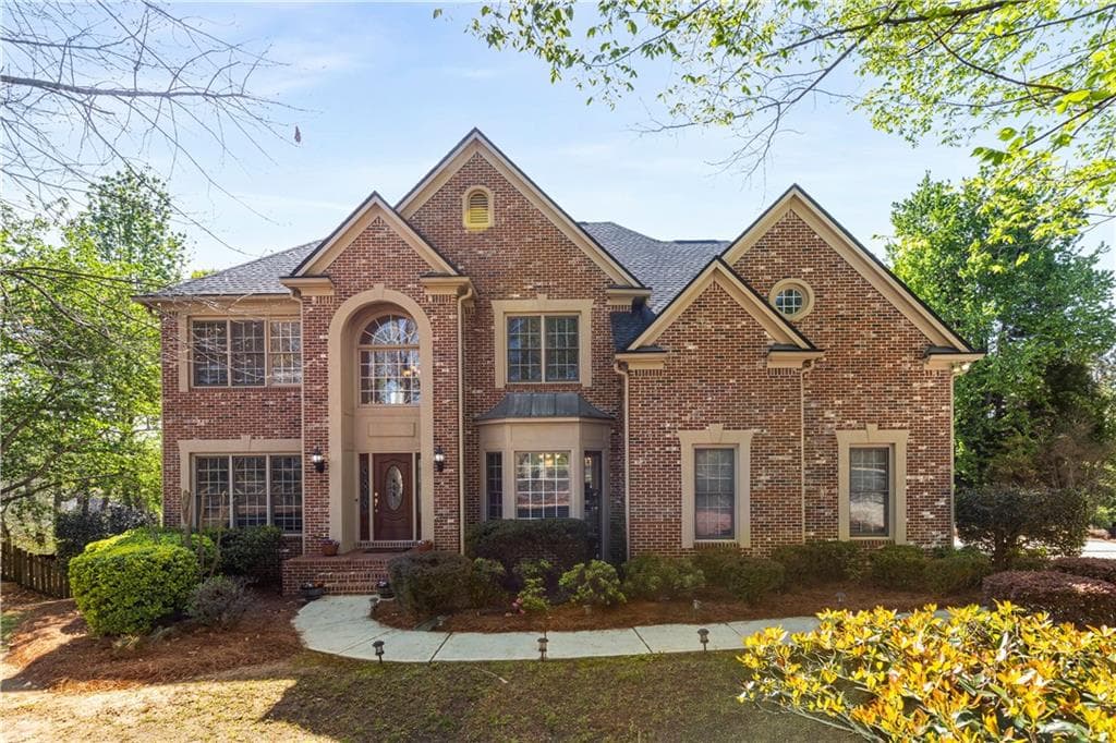 5 bedroom, 5 bathroom single family residence sold at 482 Cooper Lake Road, Smyrna, GA 30126