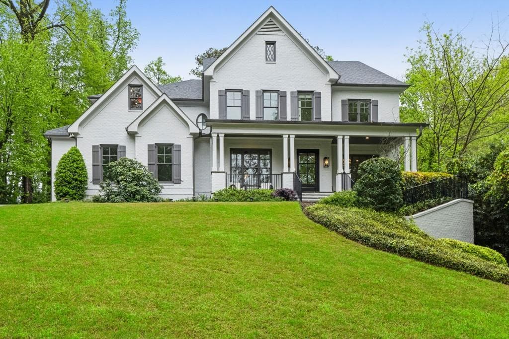 6 bedroom, 7 bathroom single family residence sold at 369 Pinecrest Road, Atlanta, GA 30342