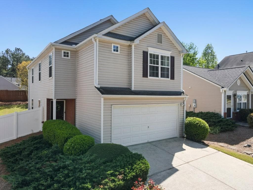 3 bedroom, 3 bathroom single family residence sold at 507 Oakleaf Court, Acworth, GA 30102
