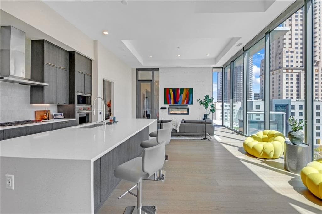 40 12th Street 903, Atlanta, GA 30309 — most recent listing photo