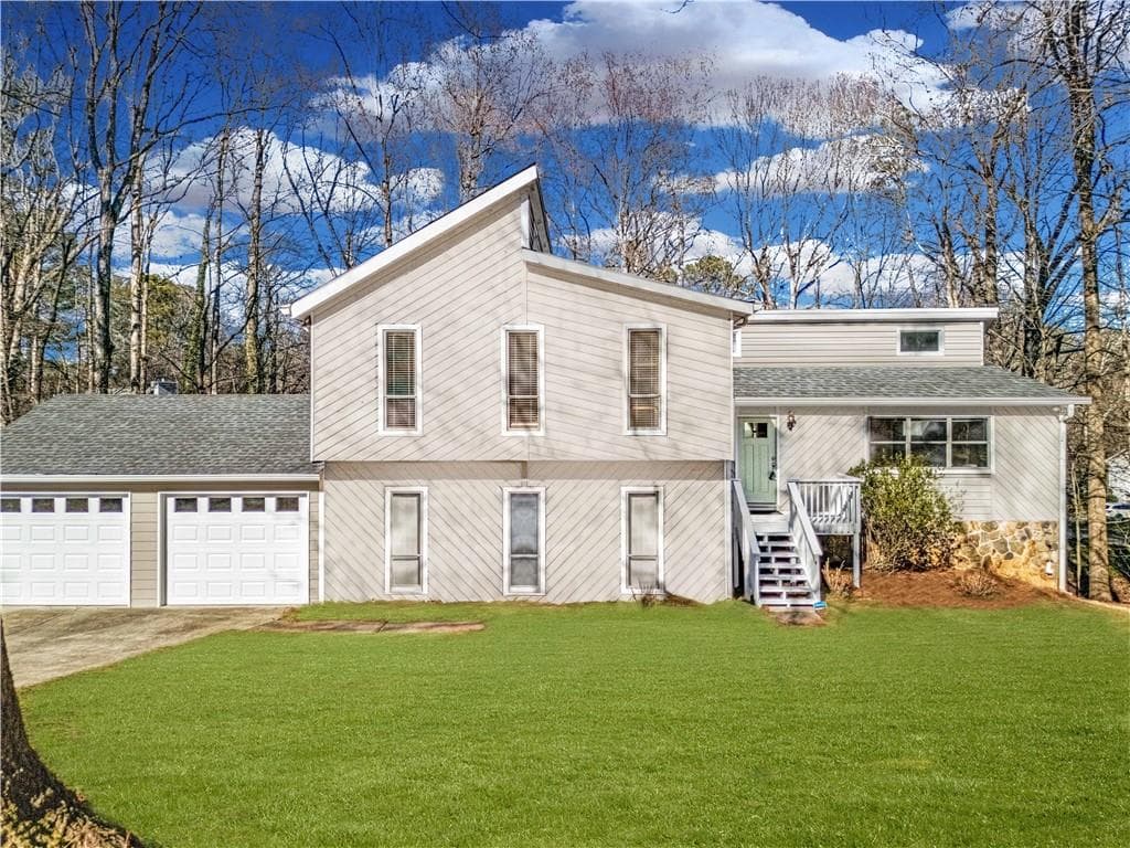 4 bedroom, 3 bathroom, 2,347 sq ft single family residence sold at 4519 Glenforest Drive, Roswell, GA 30075