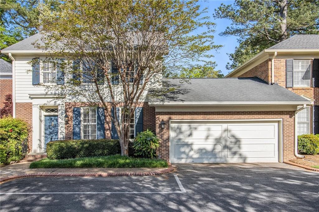 2 bedroom, 3 bathroom condominium sold at 629 Pinetree Drive, Decatur, GA 30030
