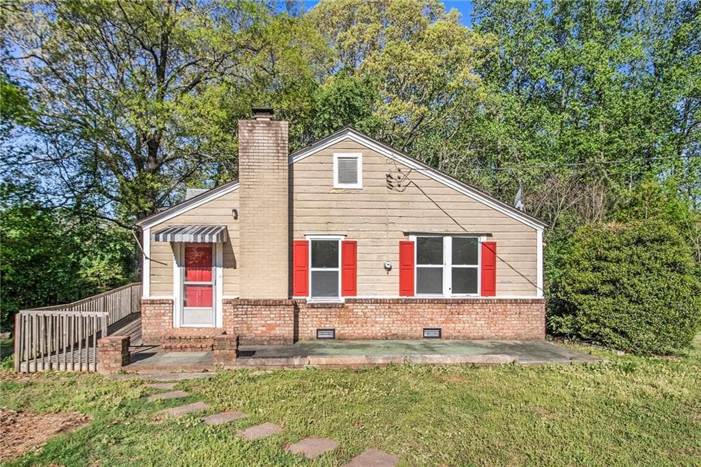 3 bedroom, 2 bathroom single family residence sold at 5520 Glore Drive, Mableton, GA 30126