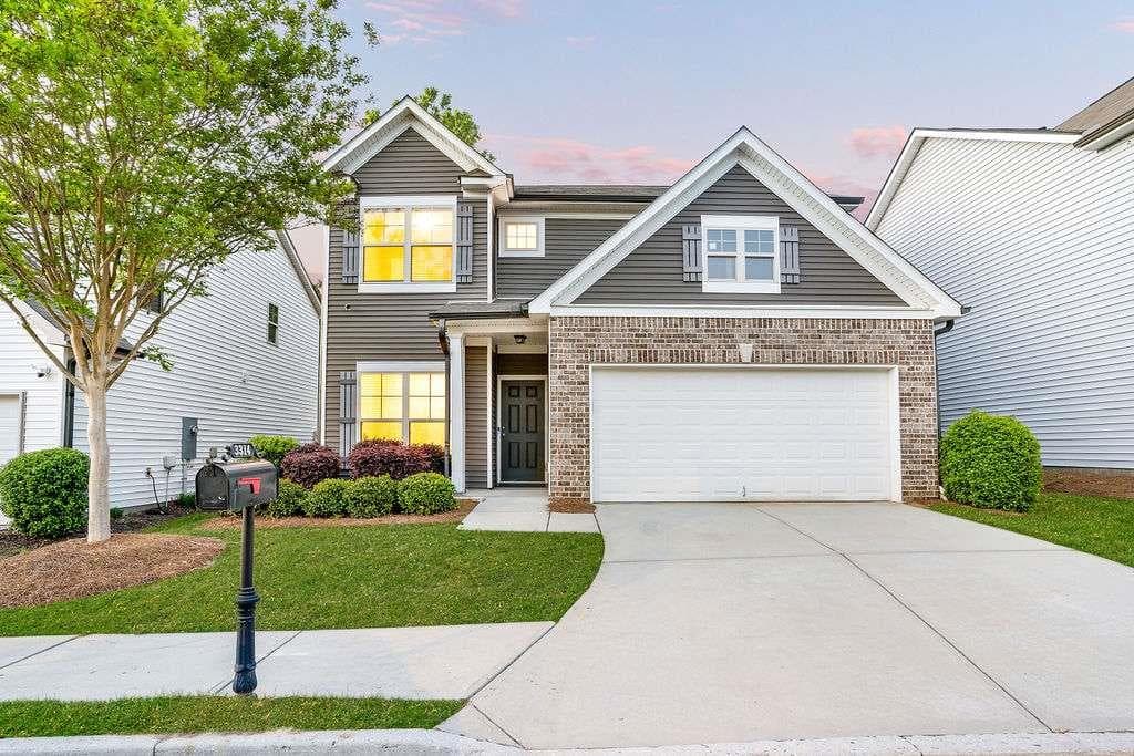 3 bedroom, 3 bathroom, 2,118 sq ft single family residence sold at 3314 Tiara Circle, Atlanta, GA 30311