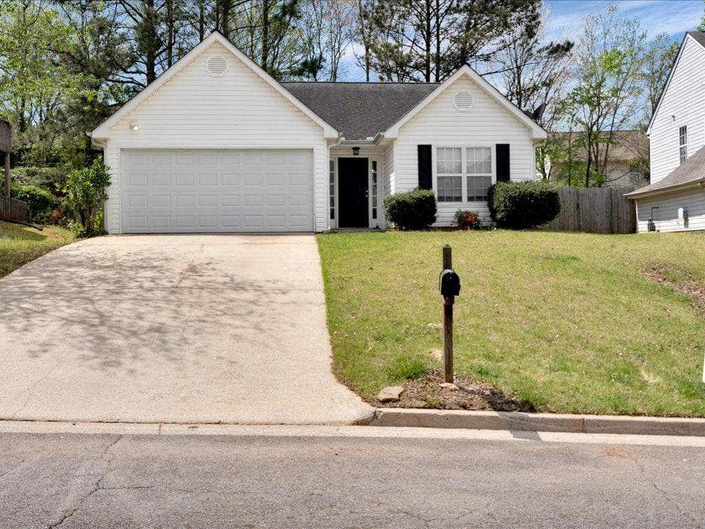 3 bedroom, 2 bathroom single family residence sold at 2329 Wavetree Lane, Acworth, GA 30101