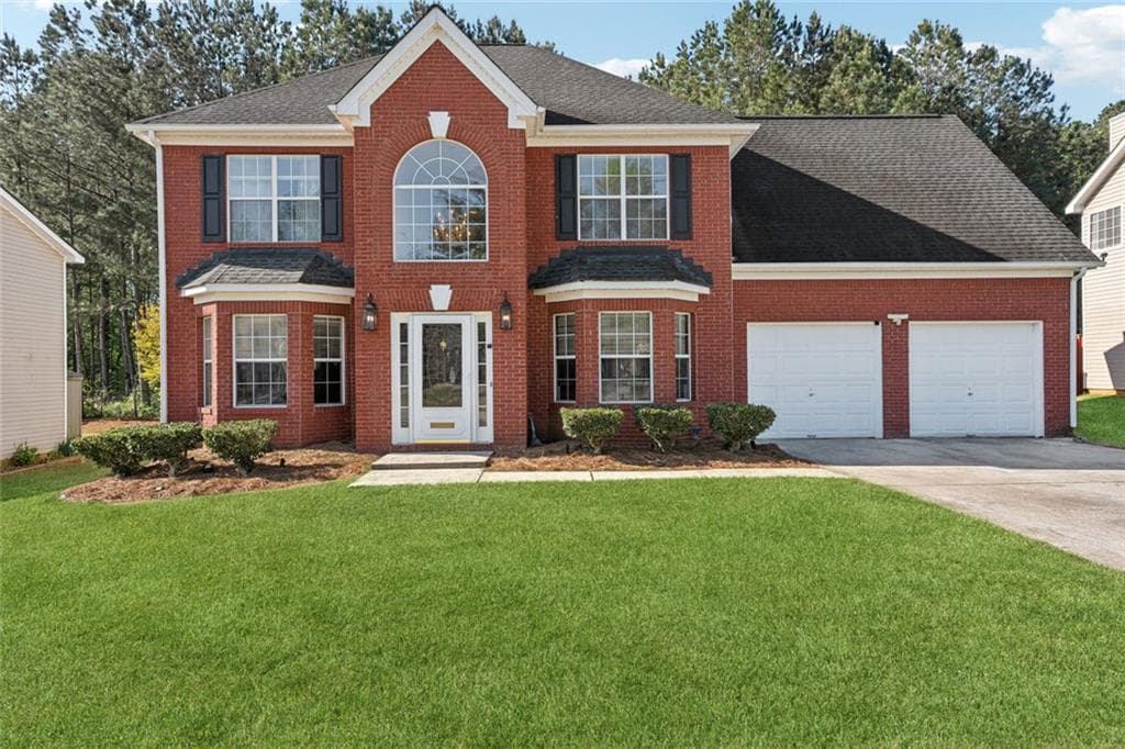 4 bedroom, 3 bathroom single family residence sold at 192 Palisade Point Drive, Ellenwood, GA 30294