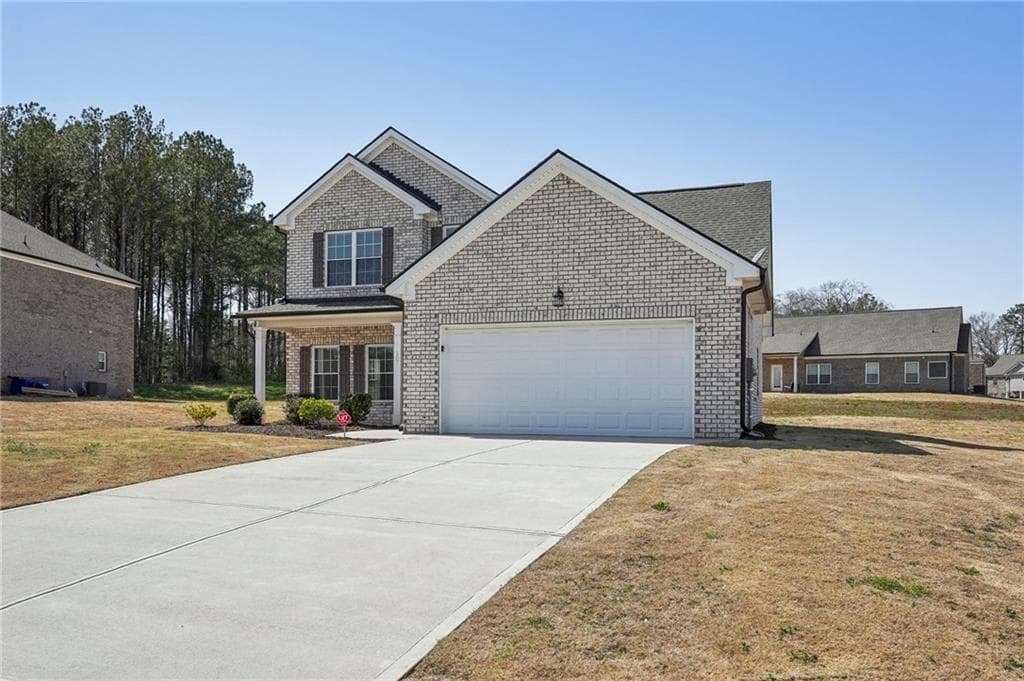 4 bedroom, 3 bathroom single family residence for rent at 516 College Drive Stagecoach, Barnesville, GA 30204 for $1,850 a month — photo 5