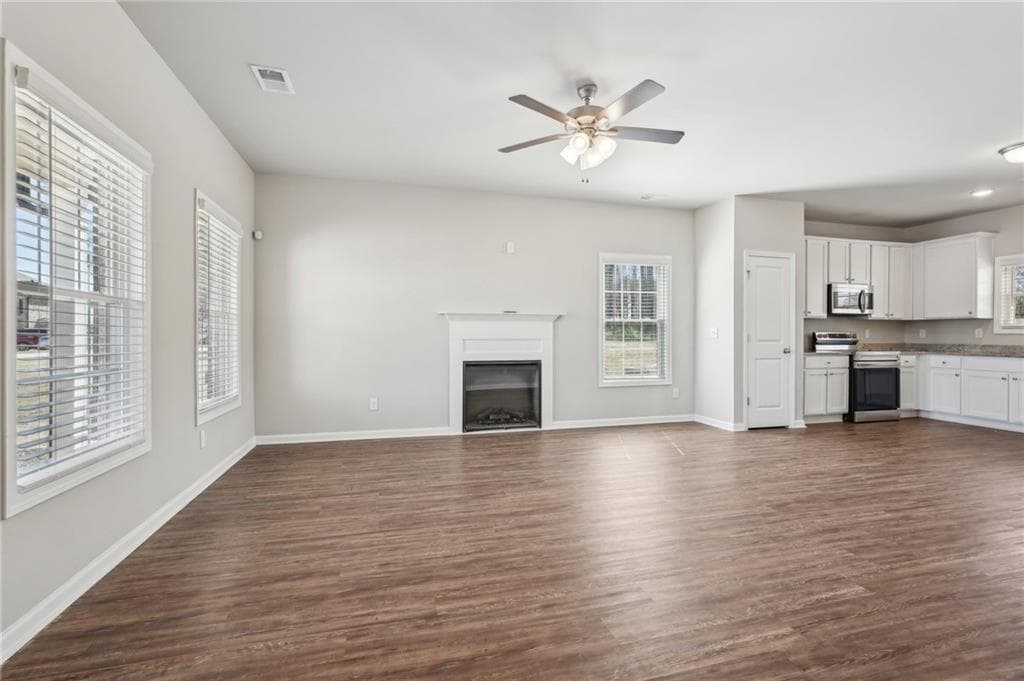 4 bedroom, 3 bathroom single family residence for rent at 516 College Drive Gordon, Barnesville, GA 30204 for $2,012 a month — photo 7