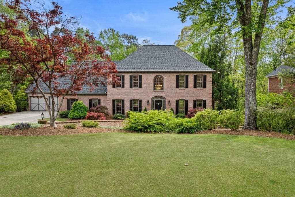 5 bedroom, 6 bathroom single family residence sold at 3646 Sope Creek Farm, Marietta, GA 30067