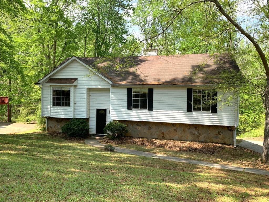 3 bedroom, 2 bathroom single family residence sold at 997 Timbervale Lane, Lithonia, GA 30058