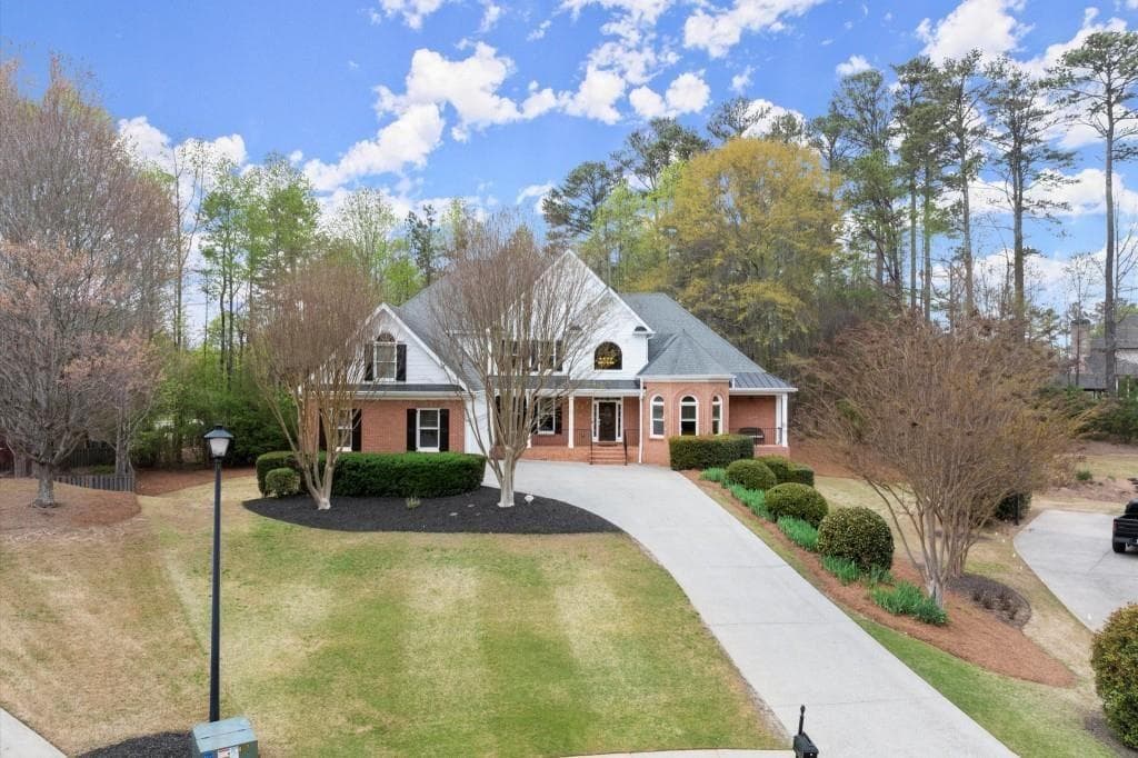 5 bedroom, 5 bathroom single family residence sold at 65 Oakhurst Leaf Drive, Milton, GA 30004