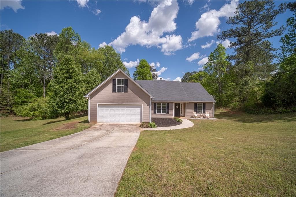 4 bedroom, 2 bathroom single family residence sold at 1611 SPRING HILL Court, Monroe, GA 30656