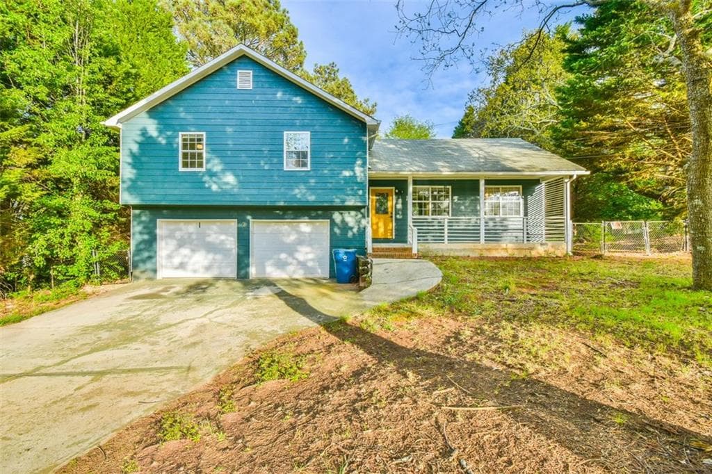3 bedroom, 2 bathroom single family residence sold at 622 Jockey Lane, Auburn, GA 30011