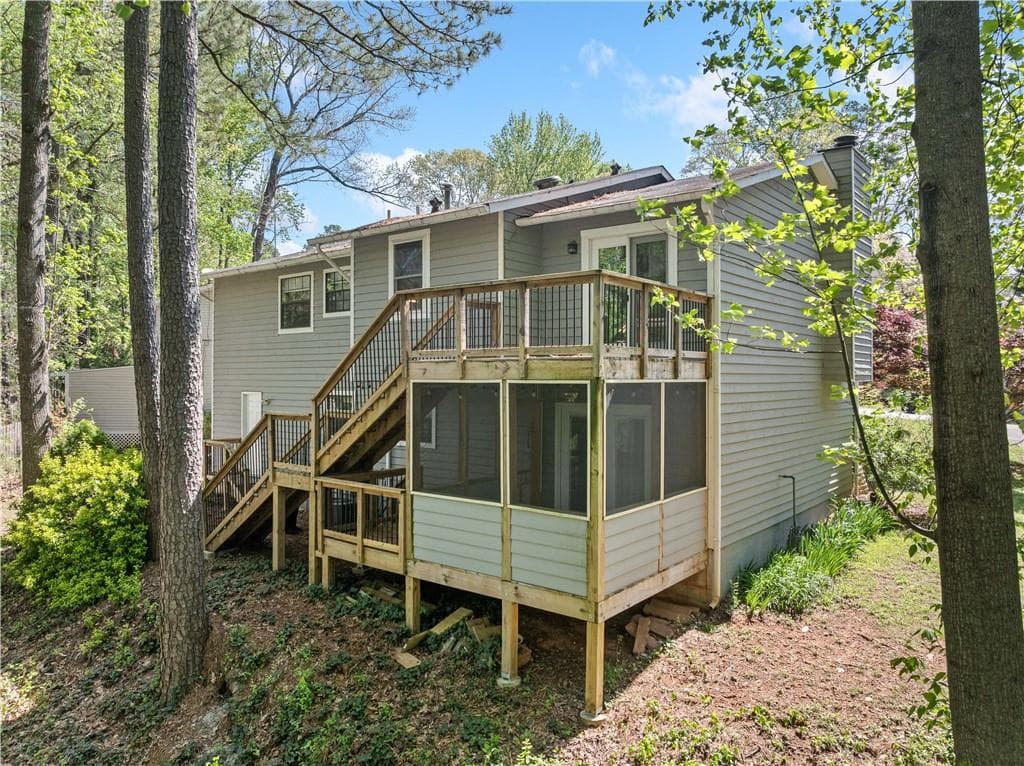 3 bedroom, 2 bathroom, 1,825 sq ft single family residence sold at 1842 Jarrett Drive, Lawrenceville, GA 30043