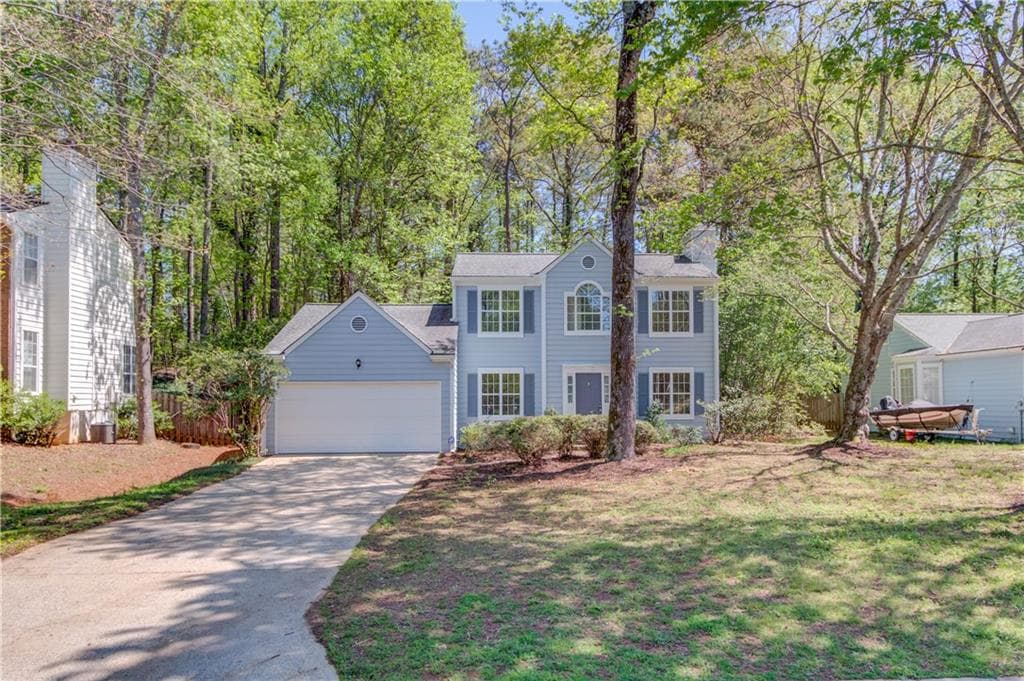 3 bedroom, 3 bathroom single family residence sold at 11205 Abbotts Station Drive, Duluth, GA 30097