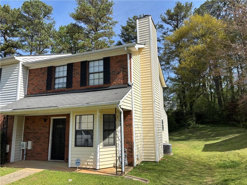 2 bedroom, 2 bathroom, 1,132 sq ft townhouse sold at 1477 Springleaf Circle, Smyrna, GA 30080