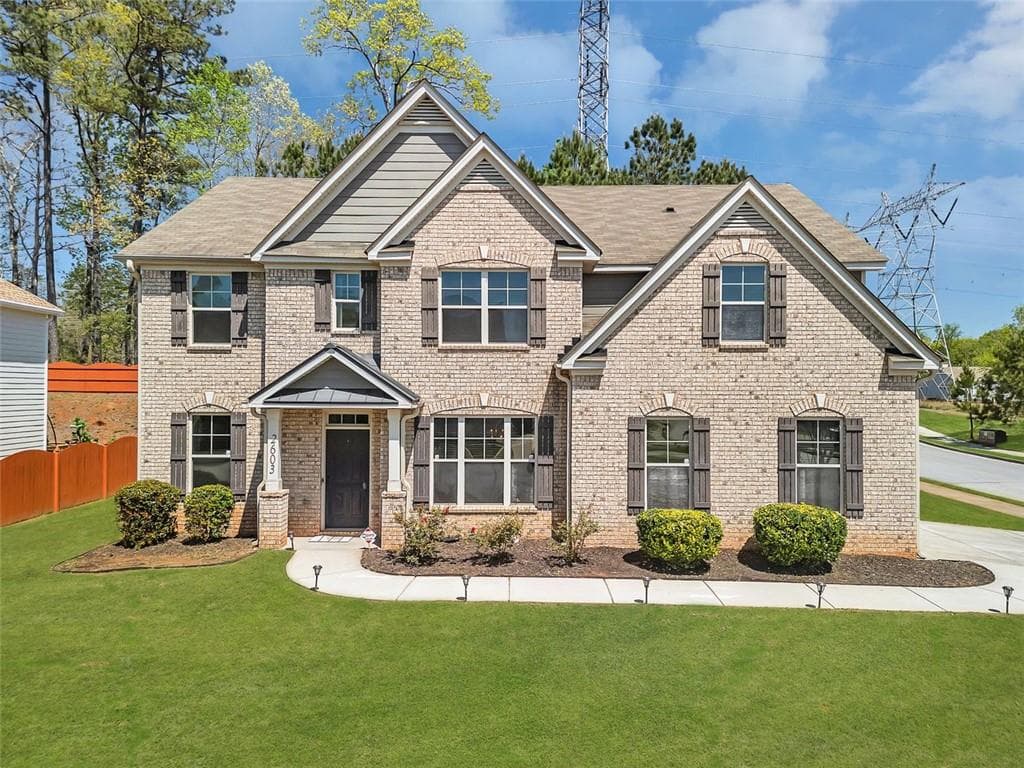 5 bedroom, 4 bathroom single family residence sold at 2603 DAYVIEW Lane, Atlanta, GA 30331