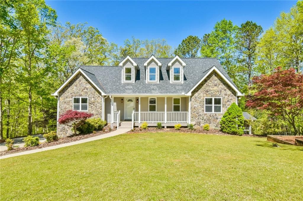 6025 River Oaks Drive, Flowery Branch, GA 30542 — most recent listing photo