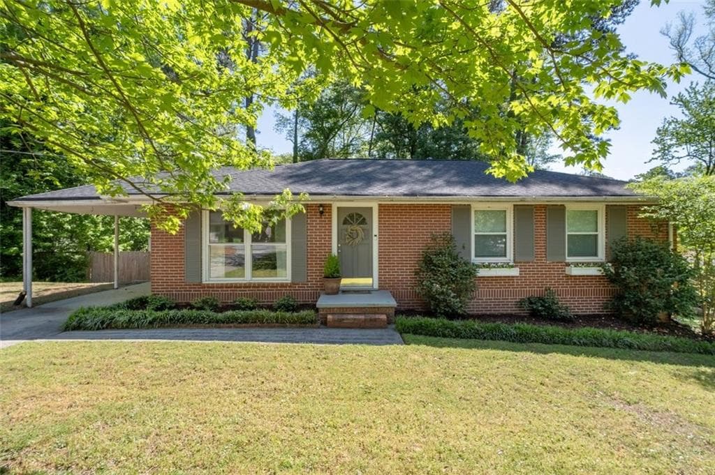 4 bedroom, 1 bathroom single family residence sold at 573 LYLE Drive, Marietta, GA 30067