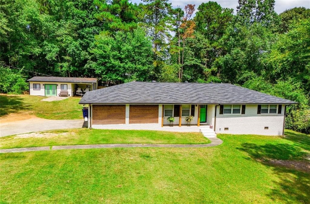 3 bedroom, 3 bathroom single family residence sold at 5950 Central Church Road, Douglasville, GA 30135
