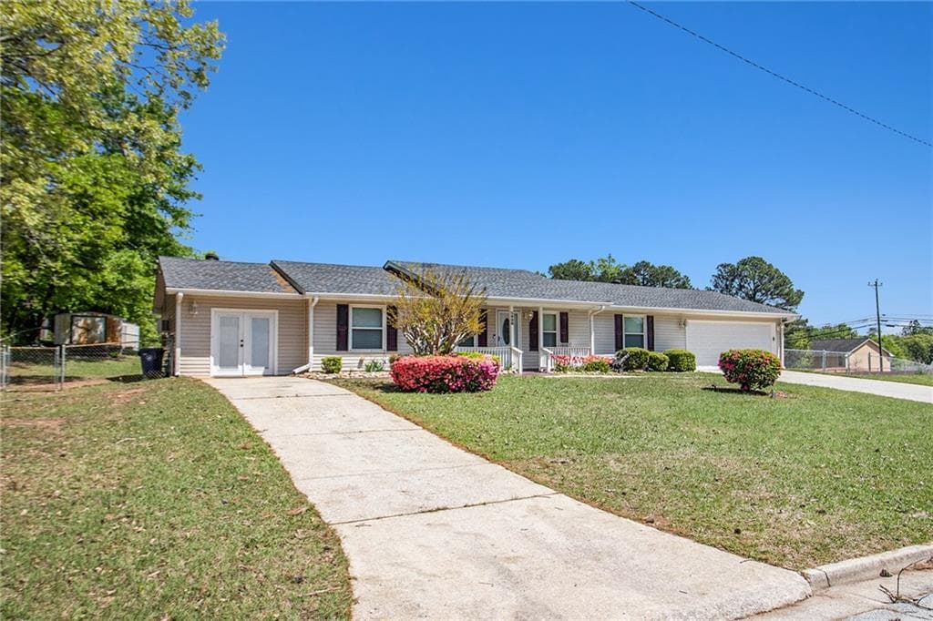 3 bedroom, 2 bathroom single family residence sold at 3998 Wabash Lane, Ellenwood, GA 30294