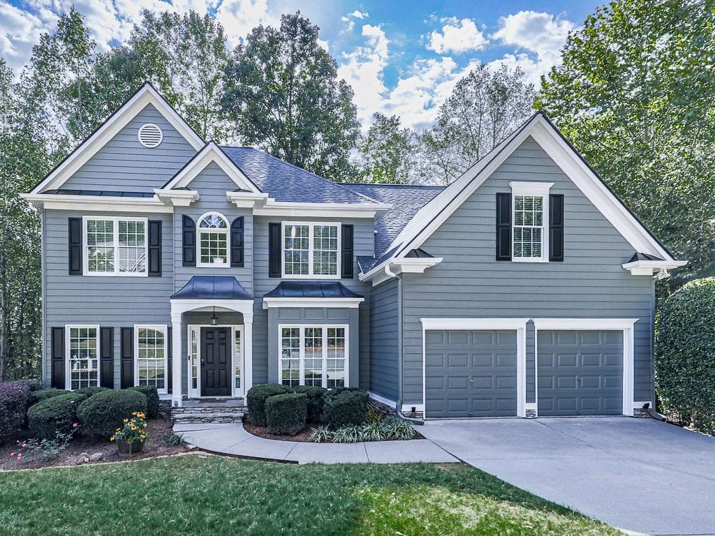 5 bedroom, 3 bathroom single family residence sold at 907 Fox Croft Place, Canton, GA 30114