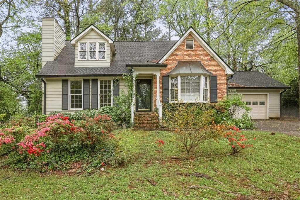 4 bedroom, 2 bathroom single family residence sold at 172 Forest Lane, Marietta, GA 30064