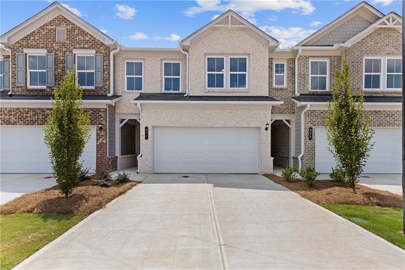 3 bedroom, 3 bathroom, 1,833 sq ft townhouse sold at 877 Pensive Run, Dacula, GA 30019