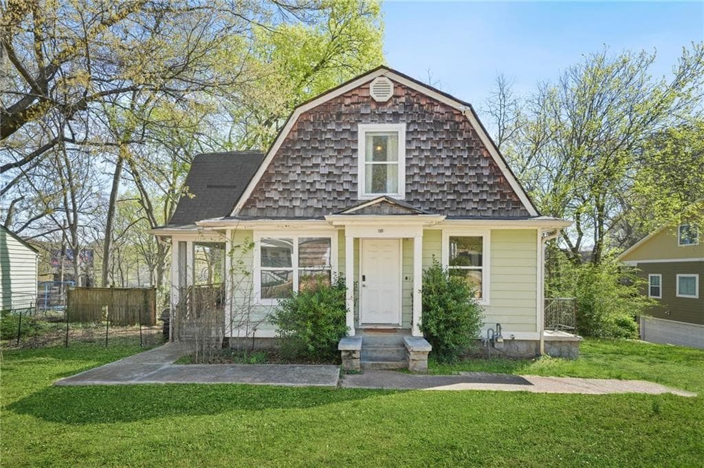 4 bedroom, 3 bathroom, 2,122 sq ft single family residence sold at 240 Lamon Avenue, Atlanta, GA 30316