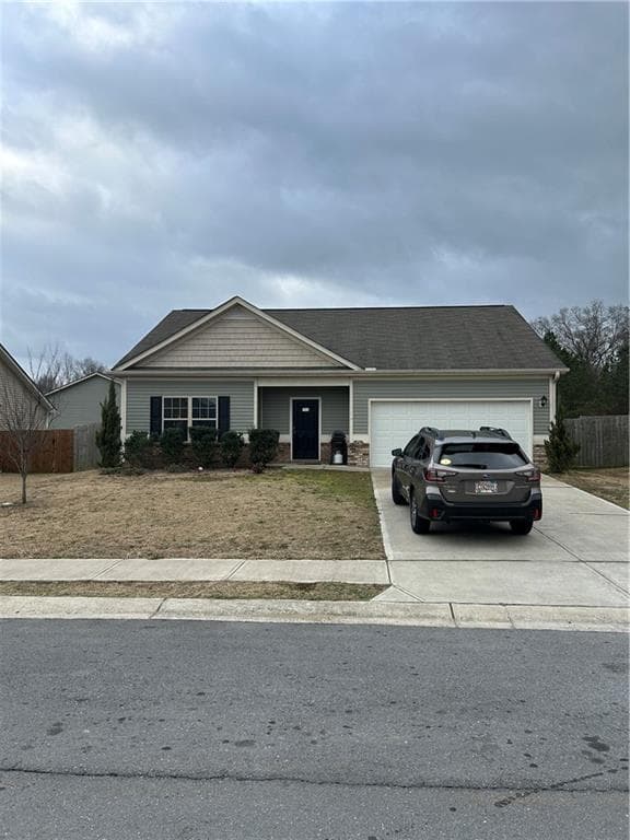 3 bedroom, 2 bathroom single family residence sold at 102 Bristol Lane, Calhoun, GA 30701