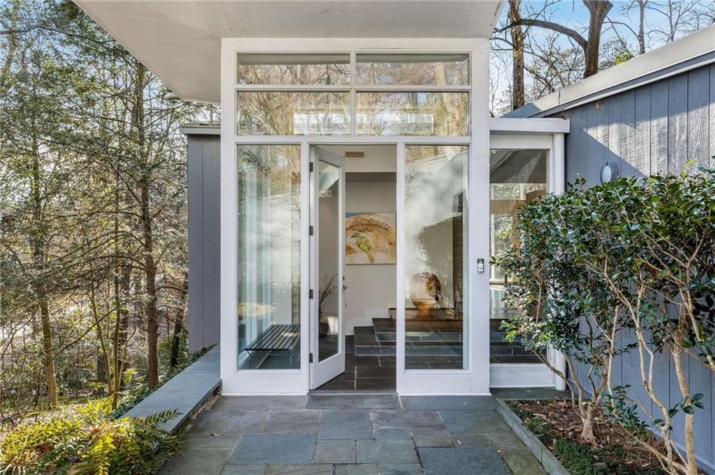 5 bedroom, 5 bathroom single family residence sold at 1105 Crest Valley Drive, Sandy Springs, GA 30327