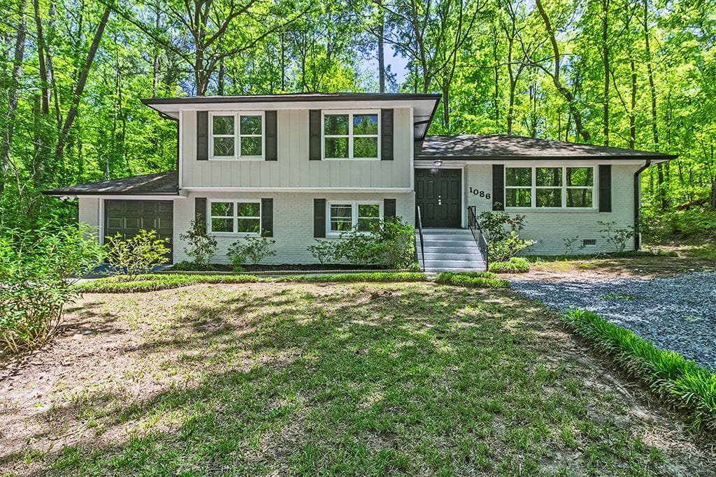 1086 WESTMINISTER Circle, Macon, GA 31220 — most recent listing photo