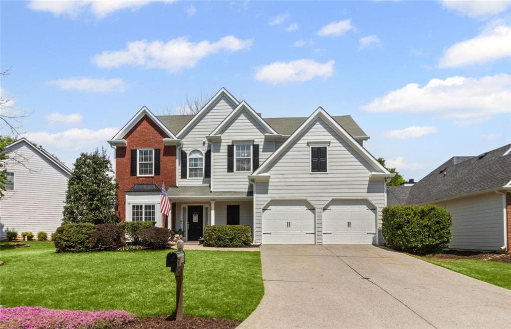3 bedroom, 3 bathroom single family residence sold at 2400 Cogburn Ridge Road, Alpharetta, GA 30004
