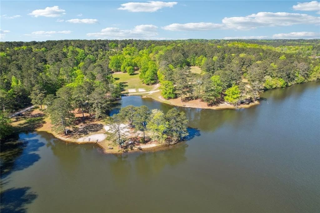 4 bedroom, 5 bathroom, 3,239 sq ft single family residence under contract at 2697 Bethel Road, Conyers, GA 30012 — photo 7