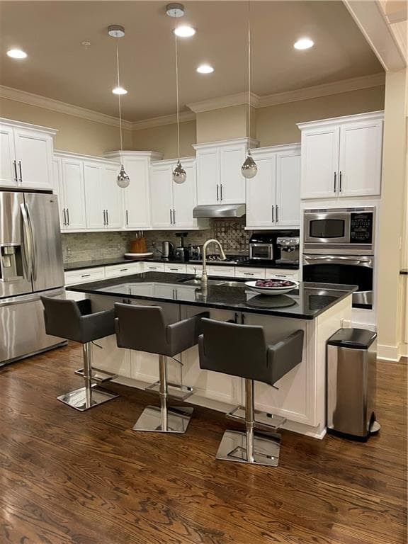 4 bedroom, 5 bathroom townhouse sold at 1503 Riversedge Drive, Atlanta, GA 30339