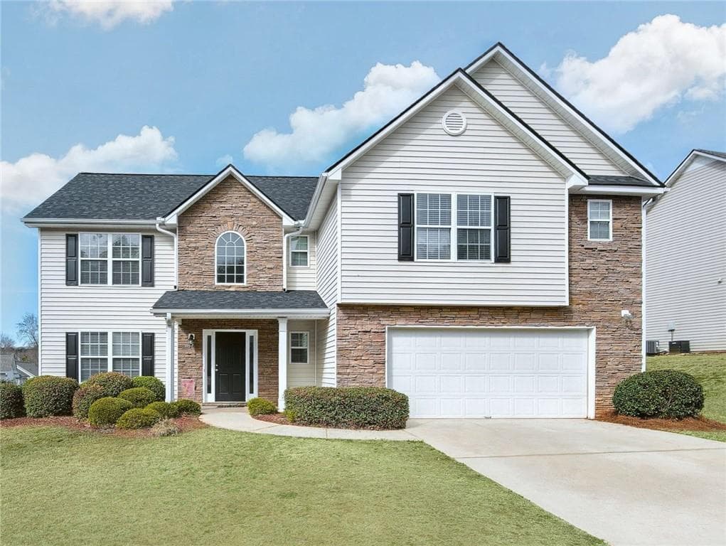 4 bedroom, 3 bathroom single family residence sold at 3426 Bridle Brook Drive, Auburn, GA 30011