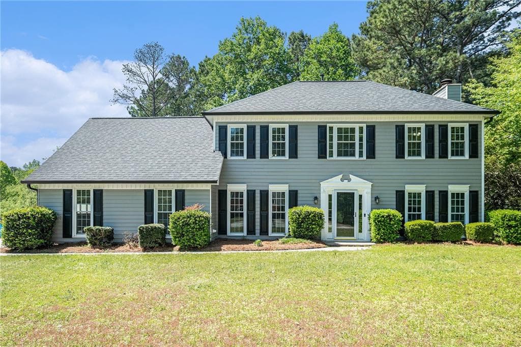 3 bedroom, 3 bathroom single family residence sold at 1305 Blankenship Lane, Lilburn, GA 30047